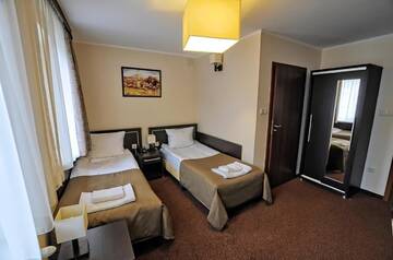 Фото номера Двухместный номер с 1 кроватью или 2 отдельными кроватями Отель Hotel Martex г. Плоньск 5
