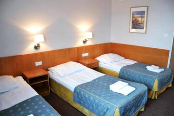 Фото номера Четырехместный номер Отель Hotel Orlik г. Плоньск 5